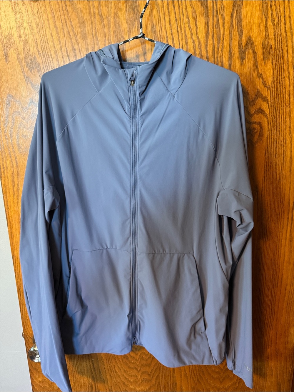 lululemon athletica Men's Hooded Lightweight Jacket — Slate Blue